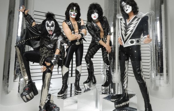 Группа Kiss относится к